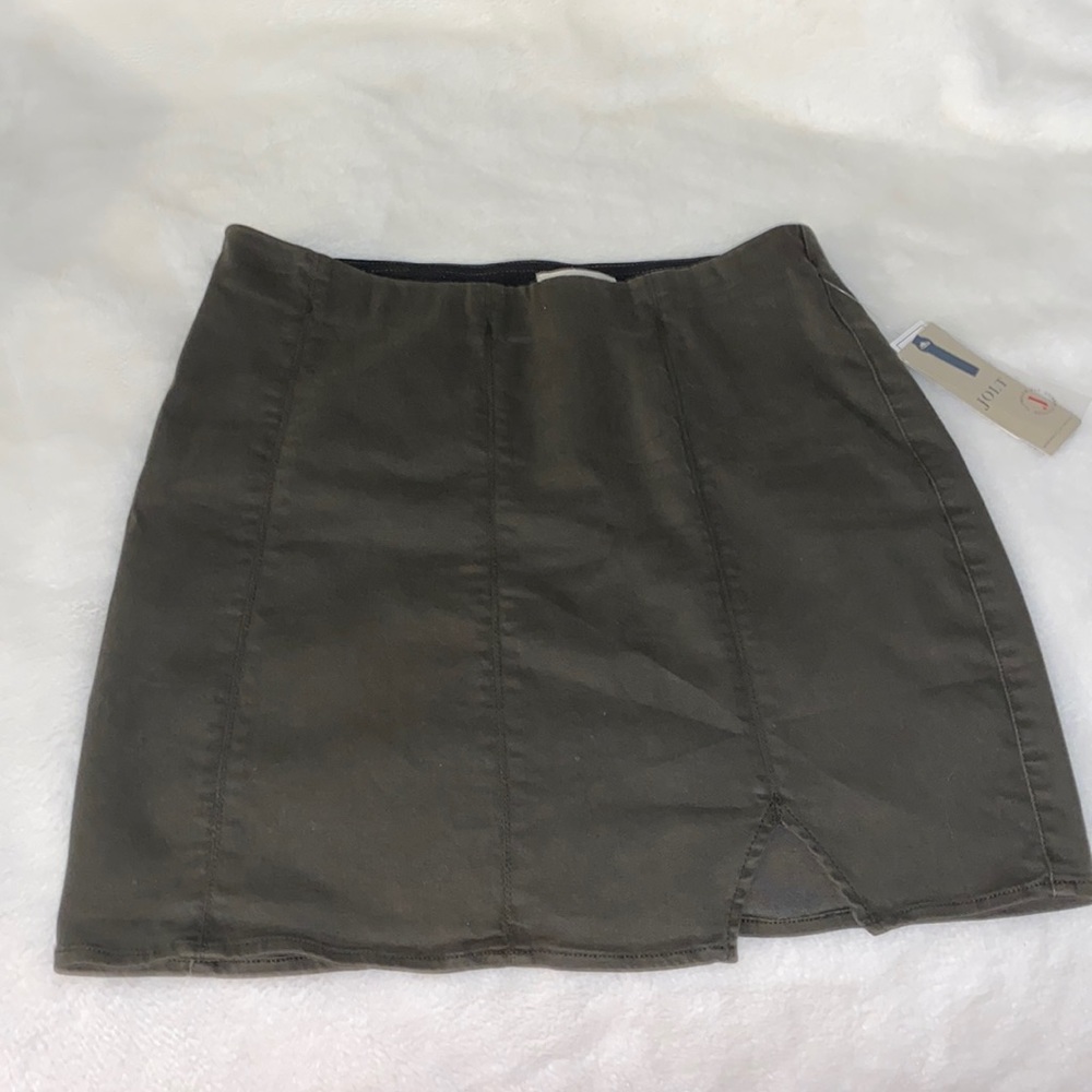 Jolt Skirt
